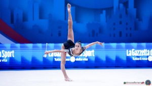 ita 40438 raffaeli sofia sfe09050 simone ferraro ph